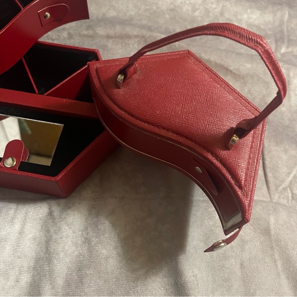 Red Hexagon Jewelry Box - Folding Origami Style - Medium SZ - Picture 4 of 10